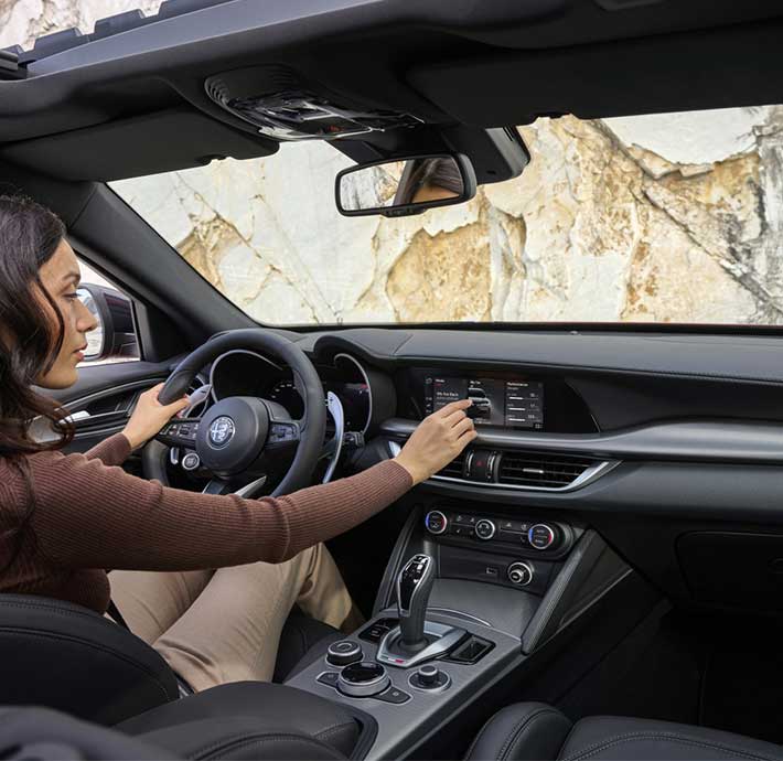Citadine,Confort,Modulable,Personnalisation,Pratique,Fonctionelle,Voiture,sécurité,boite automatique,économique,connectée,équipée,performante,polyvalente,spacieuse,élégante