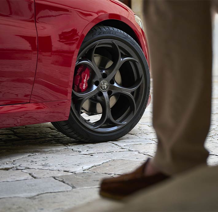 alfa romeo giulia élégance jantes performance berline valence