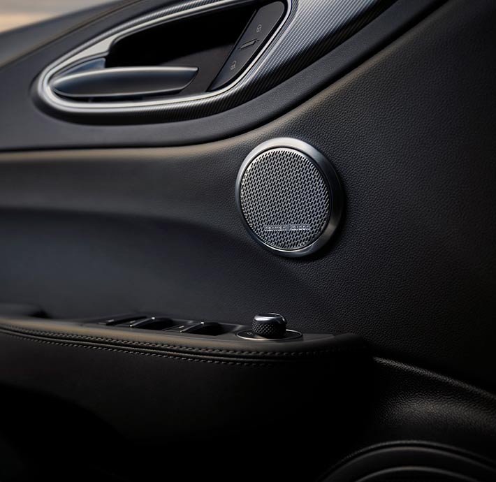 giulia alfa romeo valence confort conduite harman kardon enceintes