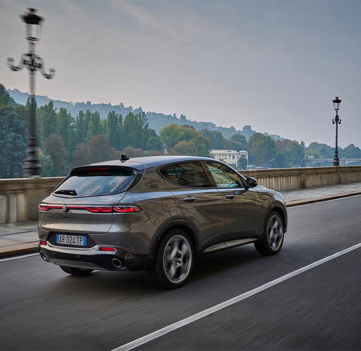 tonale suv design hybride 2024 valence