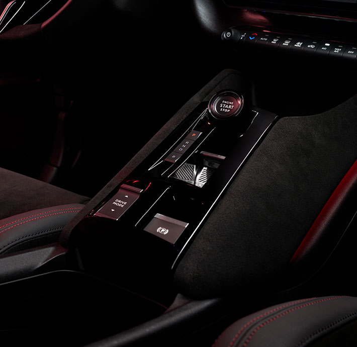 junior suv citadin alfa romeo valence interieur technologie confort sécurité drome ardeche romans tain