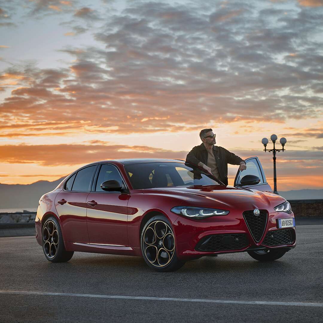 Alfa Romeo Giulia berline sportive italienne premium disponible à Valence
