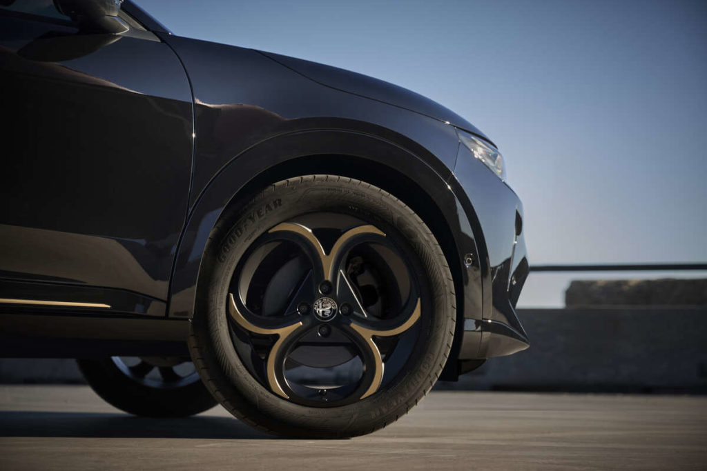 service après vente valence drome alfaromeo berline suv sportive