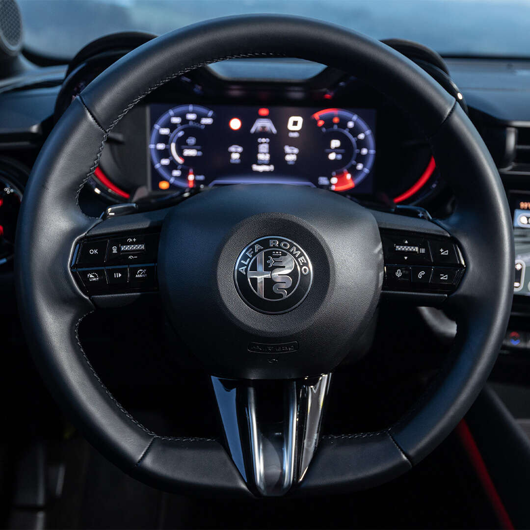 alfa romeo junior valence suv premium 12